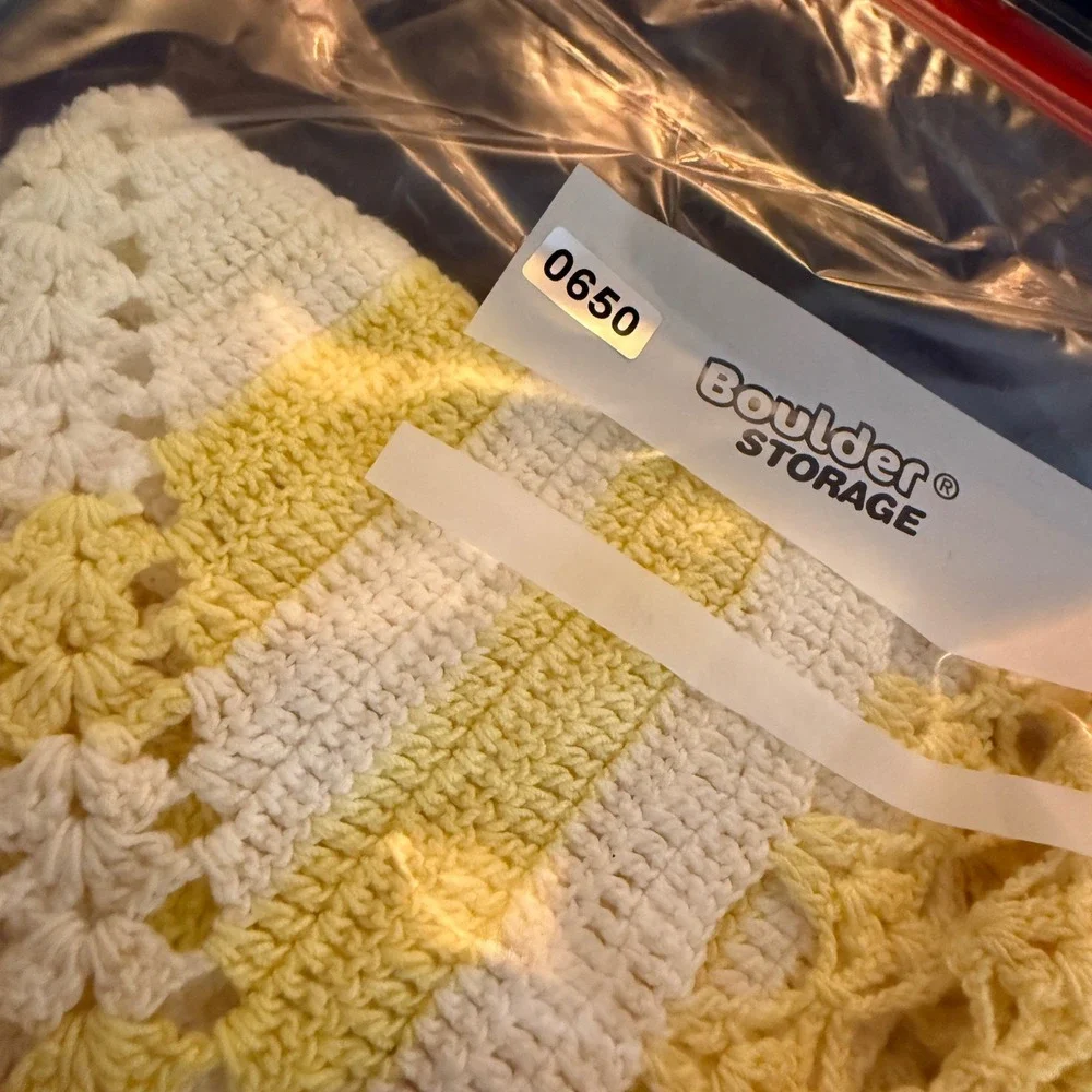 Handmade Crochet Table Runner Doily Yellow White‎ Lace Trim Vintage